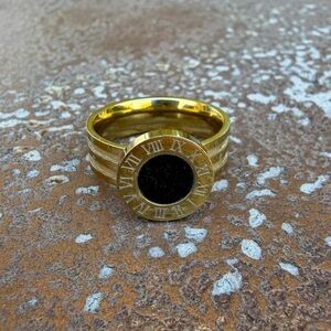 Gold plated Roman numeral ring sz 7 / bought in Norway